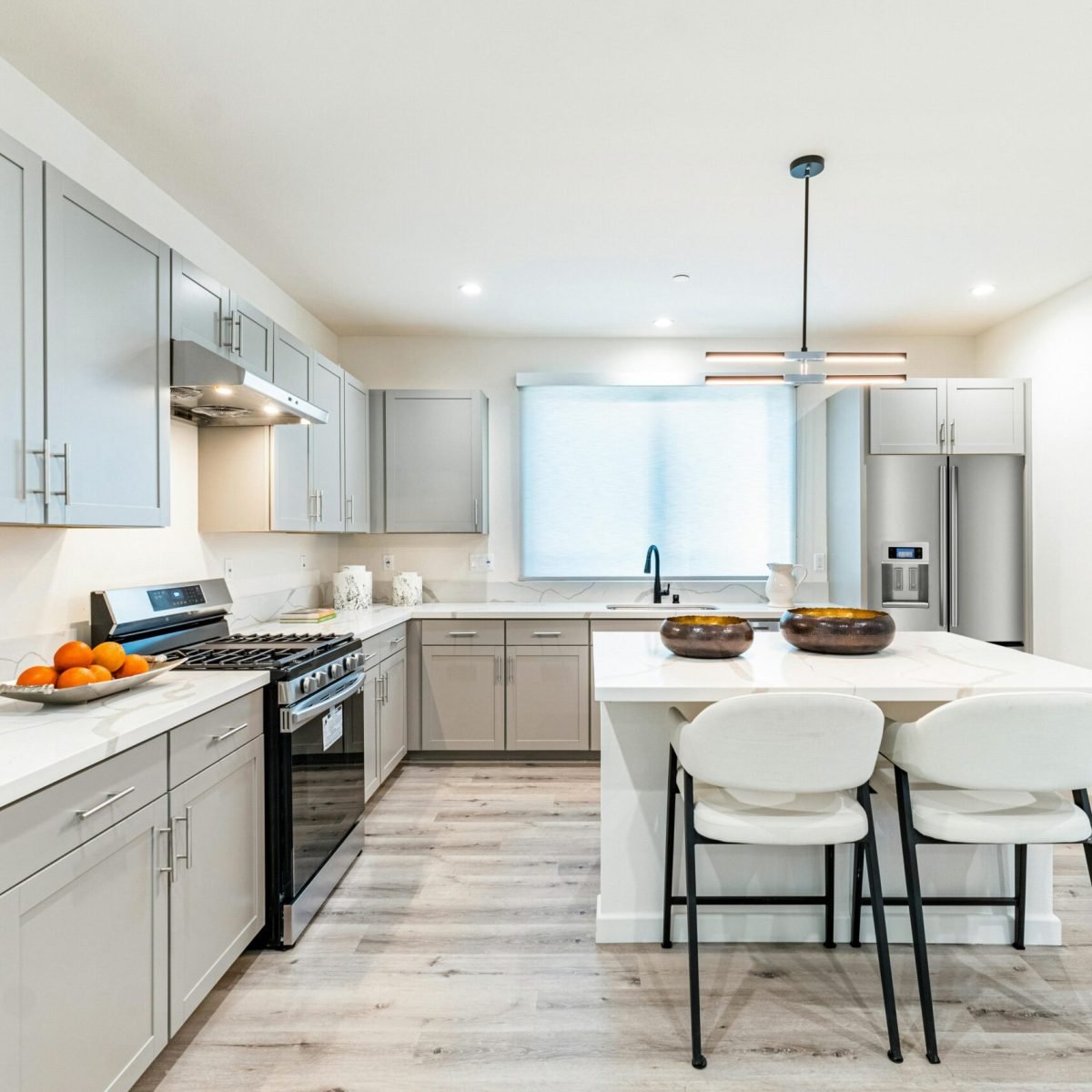 pexels-the-r-e-editor-849420489-28272316